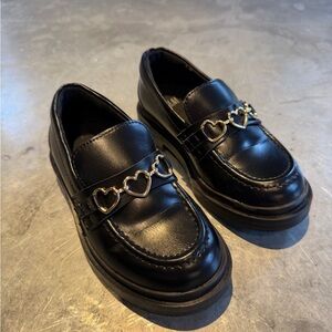 Kids: H&M Black Kids Dress Shoes with Heart Accents size 9 worn once :)